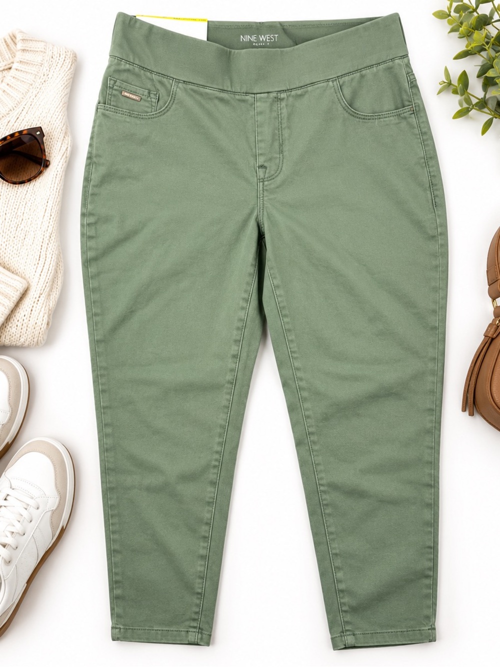 NWT Nine West Heidi Pull-On Crop Pants Size 8 Agave Green Stretch Twill